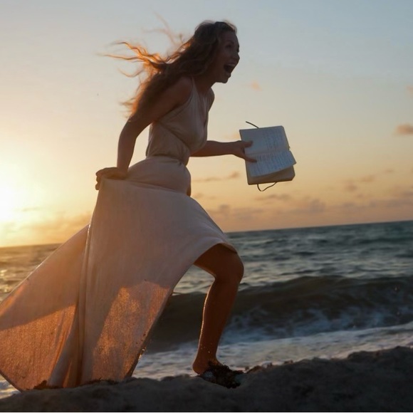 Let’s change the world together 🤗 - Picture 11 of 16